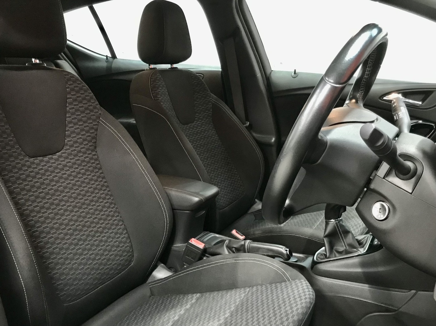 Used Vauxhall Astra 2016 for sale - 77058708: Photo 6