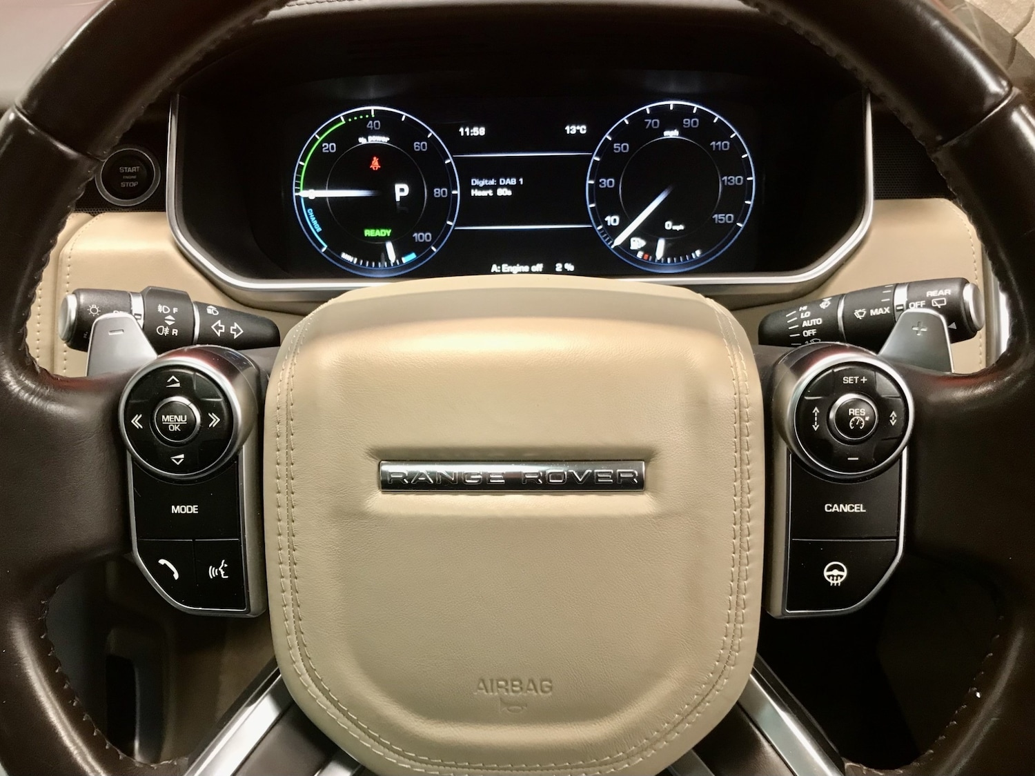 Used Land Rover Range Rover 2014 for sale - 77639639: Photo 9