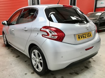Used Peugeot 208 2012 for sale - 75714338: Photo