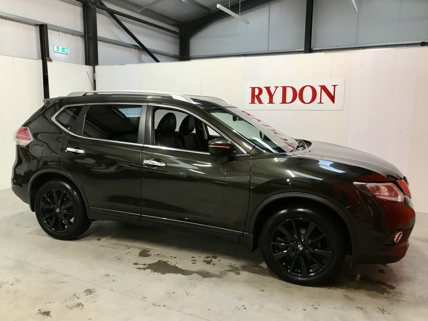 Used Nissan X-Trail 2015 for sale - 76384302: Photo 1