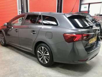 Used Toyota Avensis 2015 for sale - 74742926: Photo