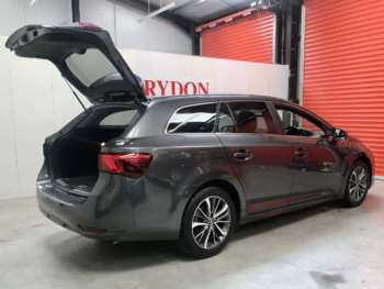Used Toyota Avensis 2015 for sale - 74742926: Photo