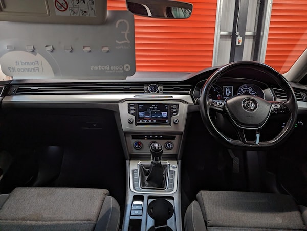 Used Volkswagen Passat 2015 for sale - 67024073: Photo 9
