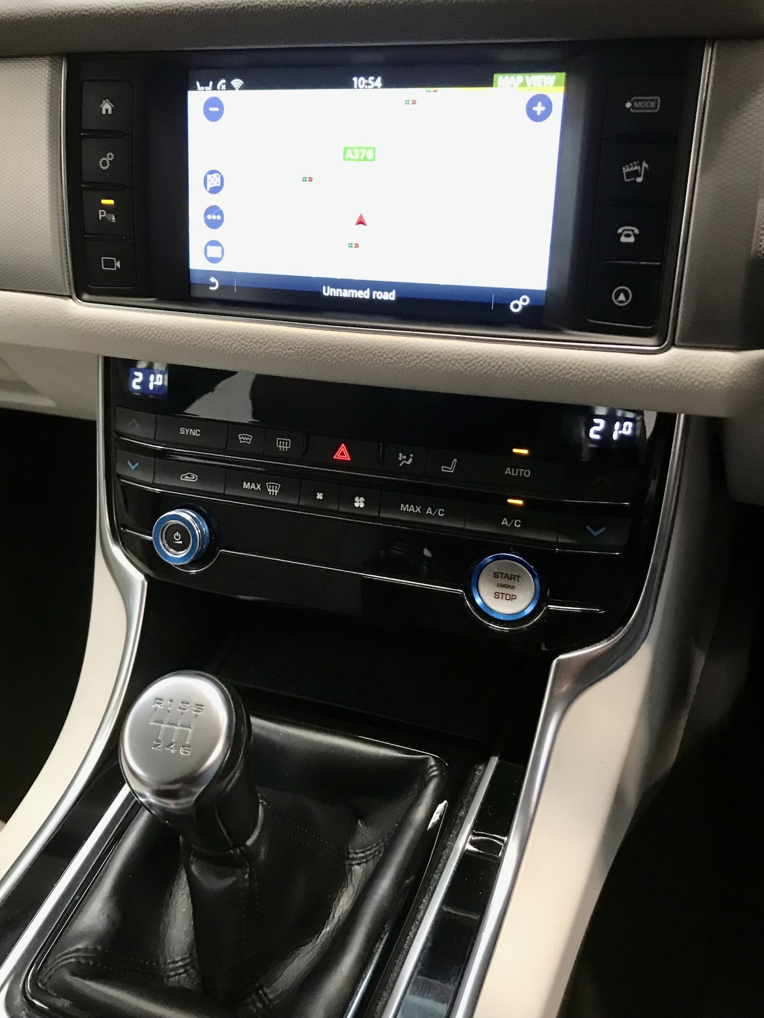 Used Jaguar XF 2018 for sale - 77297165: Photo 10