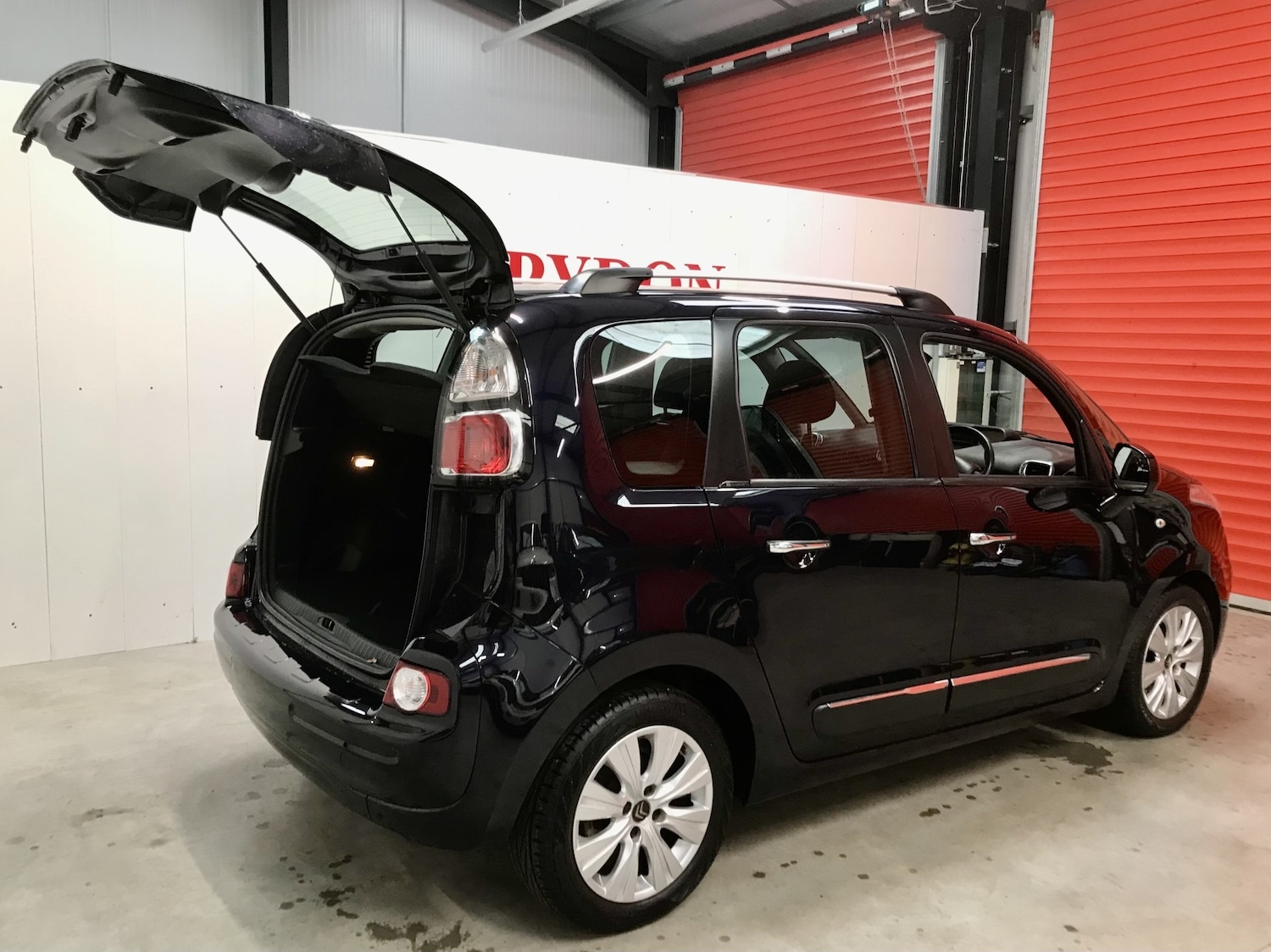 Used Citroen C3 Picasso 2014 for sale - 76778098: Photo 4