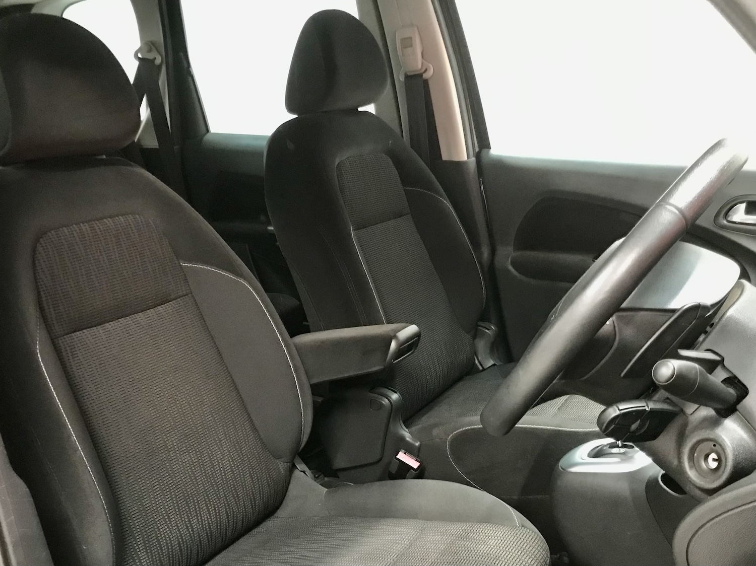 Used Citroen C3 Picasso 2014 for sale - 76778098: Photo 6