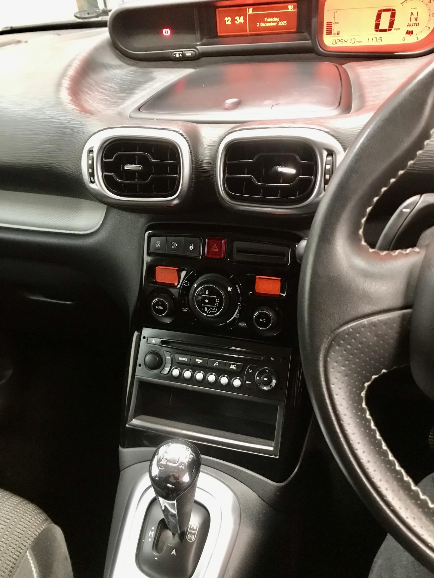 Used Citroen C3 Picasso 2014 for sale - 76778098: Photo 8