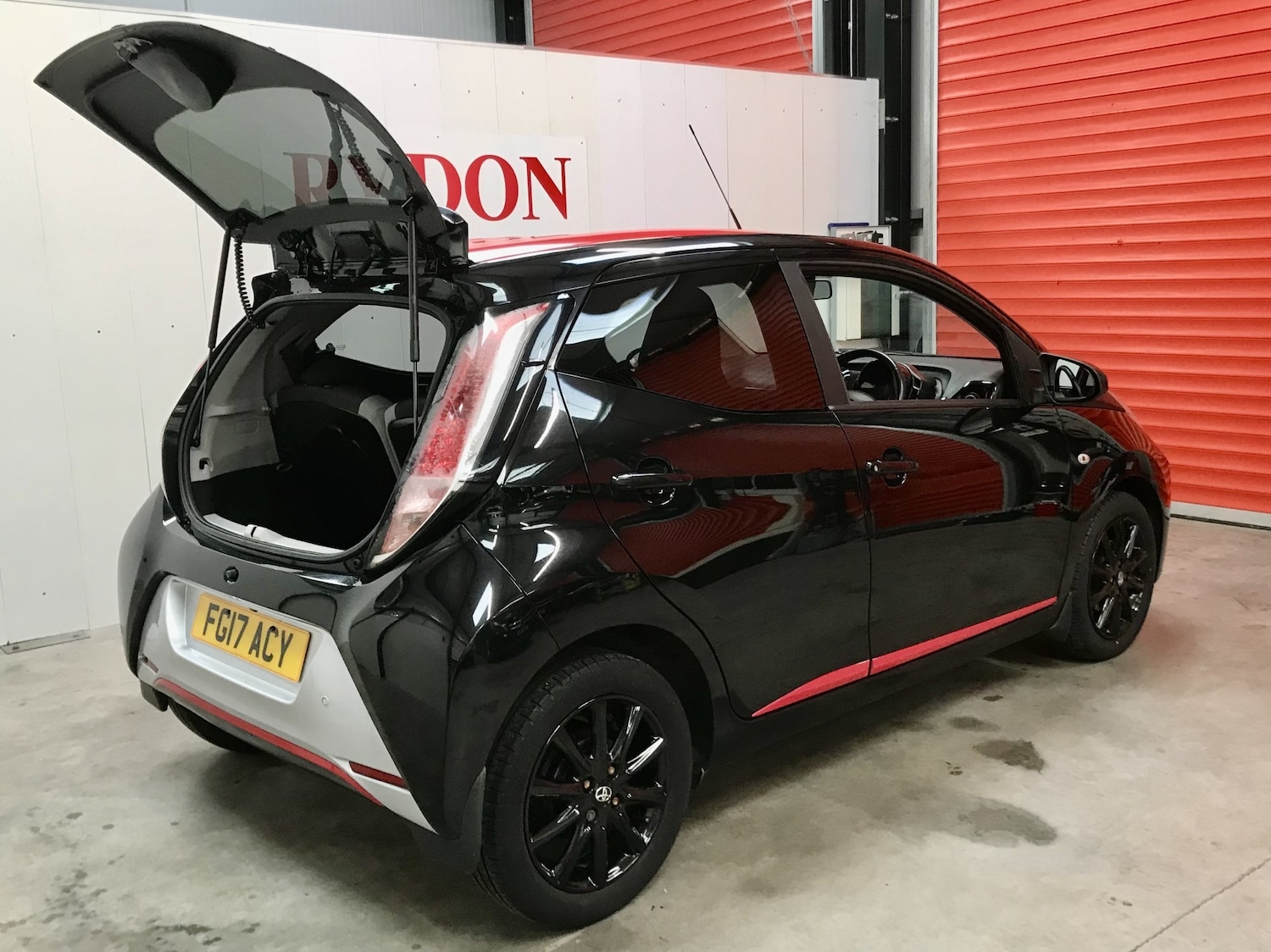 Used Toyota AYGO 2017 for sale - 77516546: Photo 4