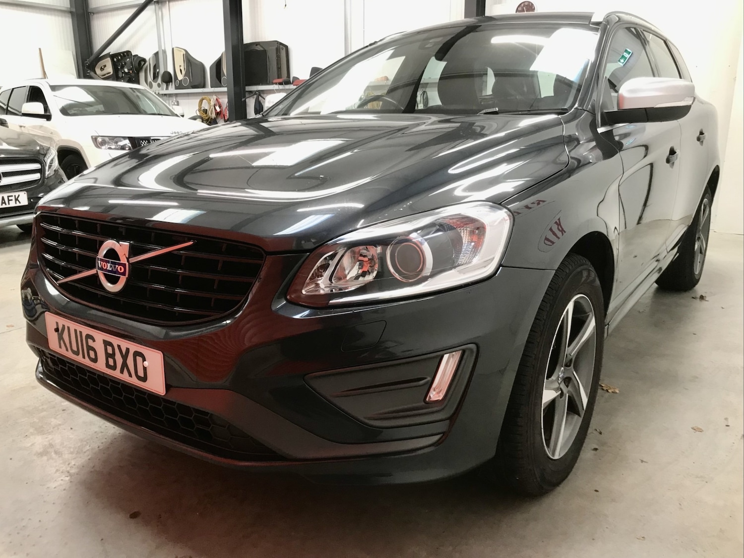 Used Volvo XC60 2016 for sale - 76669167: Photo 2