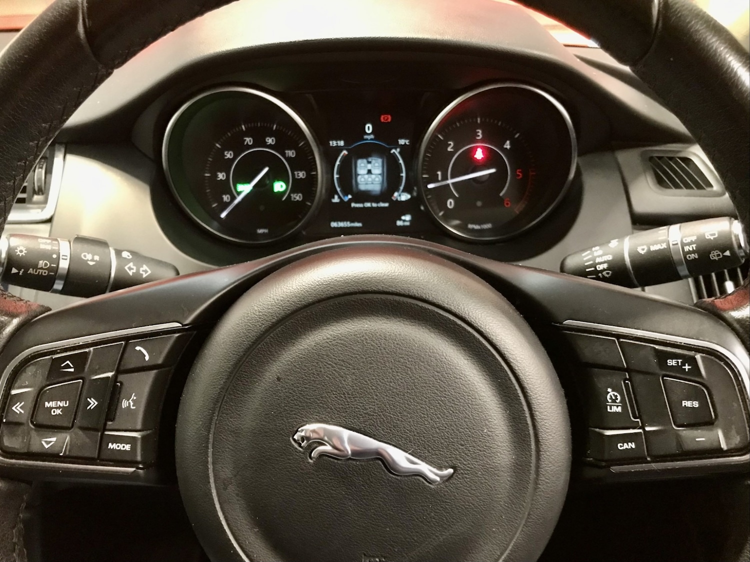 Used Jaguar E-Pace 2018 for sale - 77282973: Photo 8