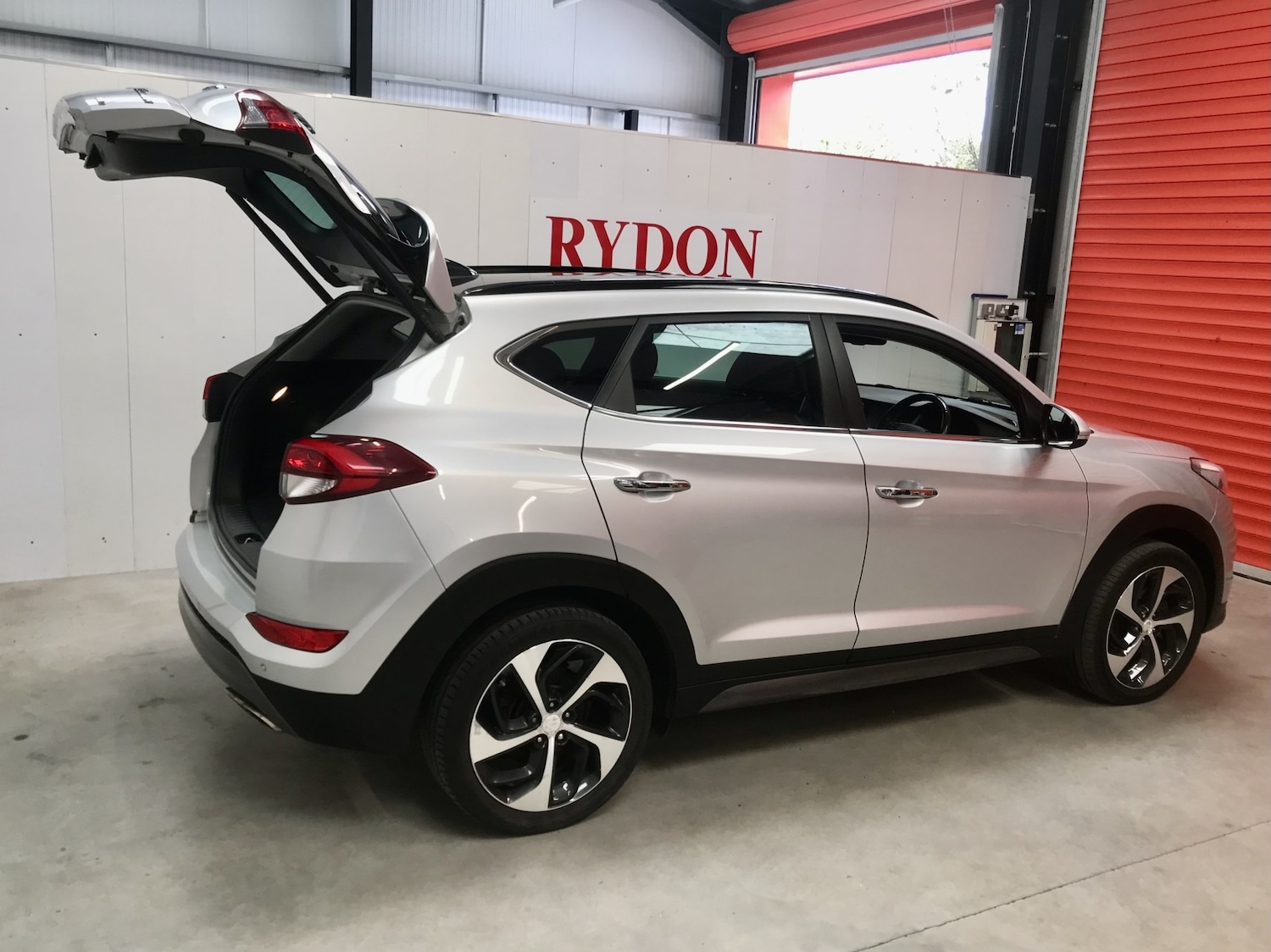 Used Hyundai TUCSON 2015 for sale - 78176852: Photo 4