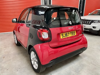 Used smart fortwo 2017 for sale - 79330173: Photo