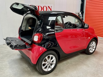 Used smart fortwo 2017 for sale - 79330173: Photo