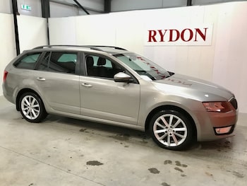 2015 (15) - 1.4 TSI Elegance 5door DSG Automatic