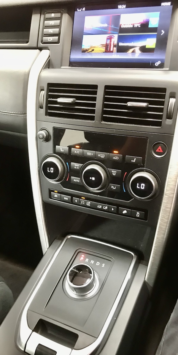 Used Land Rover Discovery Sport 2015 for sale - 74981394: Photo 12