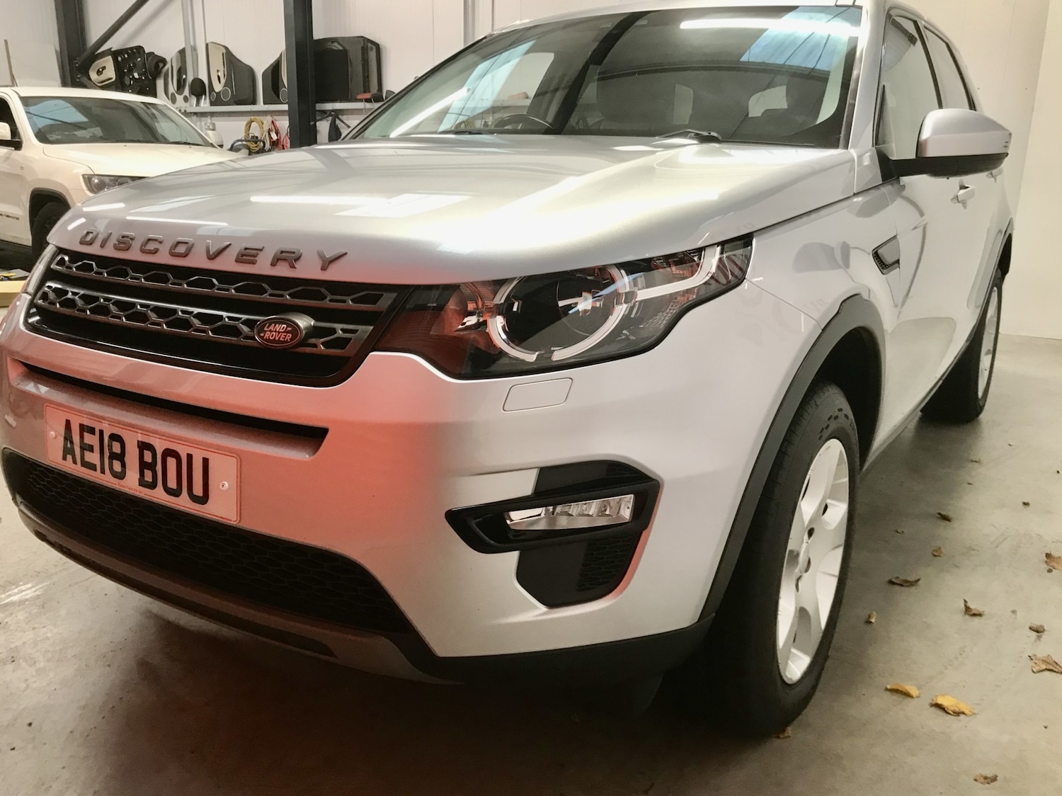 Used Land Rover Discovery Sport 2018 for sale - 76567866: Photo 2