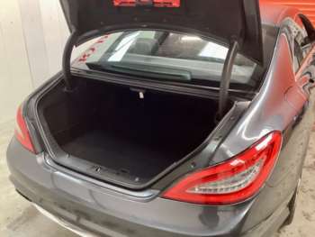 Used Mercedes-Benz CLS 2011 for sale - 70122523: Photo