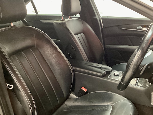 Used Mercedes-Benz CLS 2011 for sale - 70122523: Photo 6