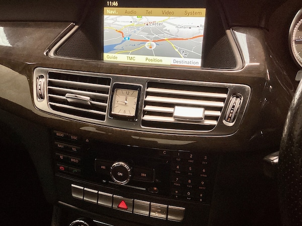 Used Mercedes-Benz CLS 2011 for sale - 70122523: Photo 8