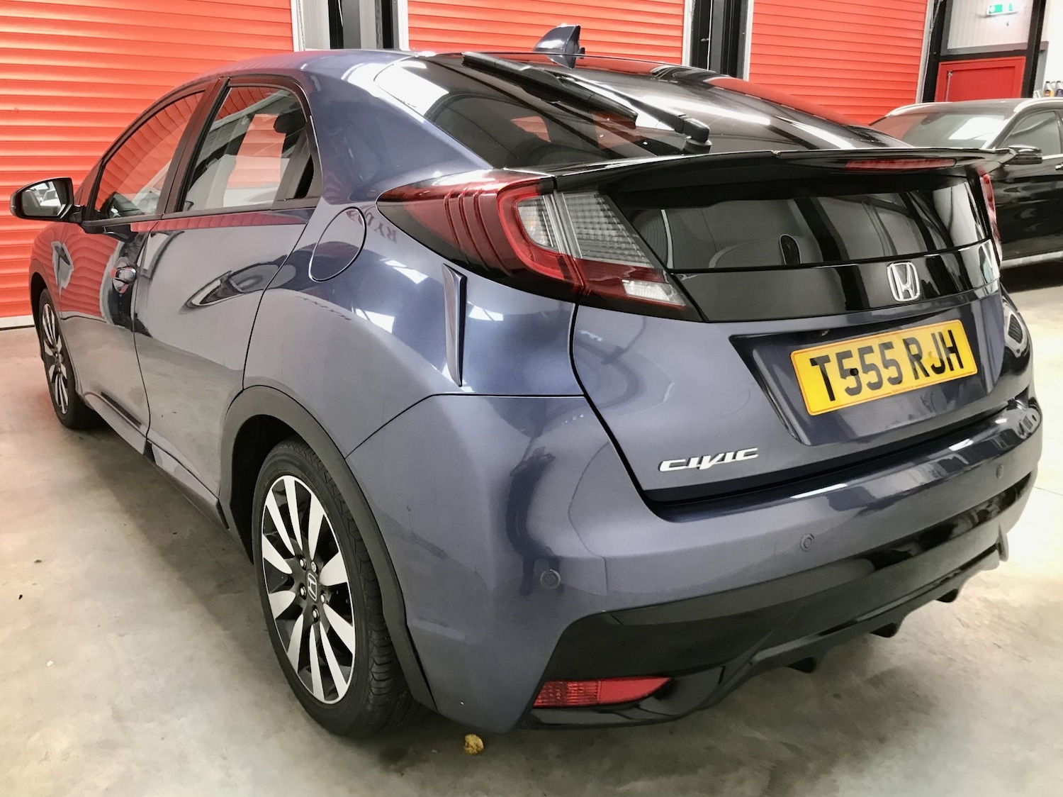 Used Honda Civic 2017 for sale - 76542806: Photo 3