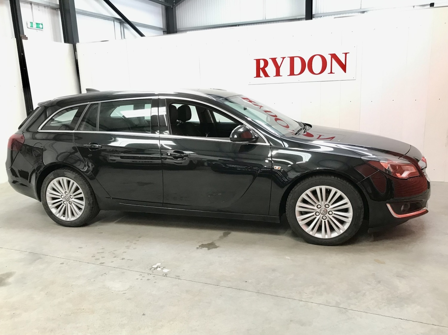 Used Vauxhall Insignia 2016 for sale - 77759424: Photo 1