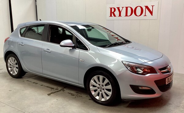 Used Vauxhall Astra 2014 for sale - 71895240: Photo 1