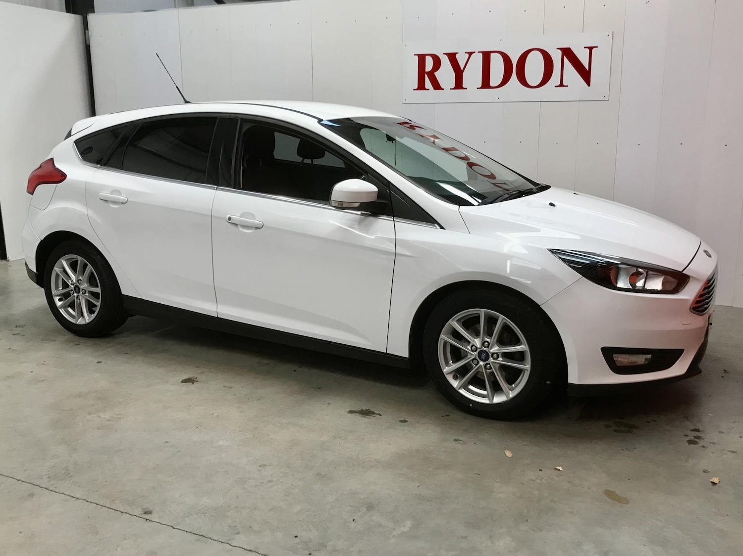 Used Ford Focus 2016 for sale - 76156383: Photo 1