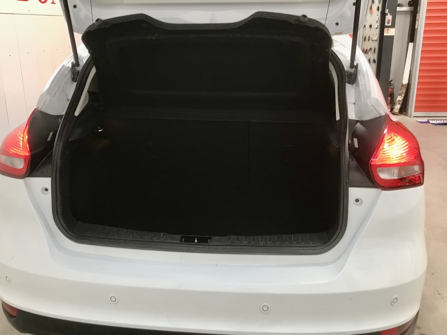 Used Ford Focus 2016 for sale - 76156383: Photo 12