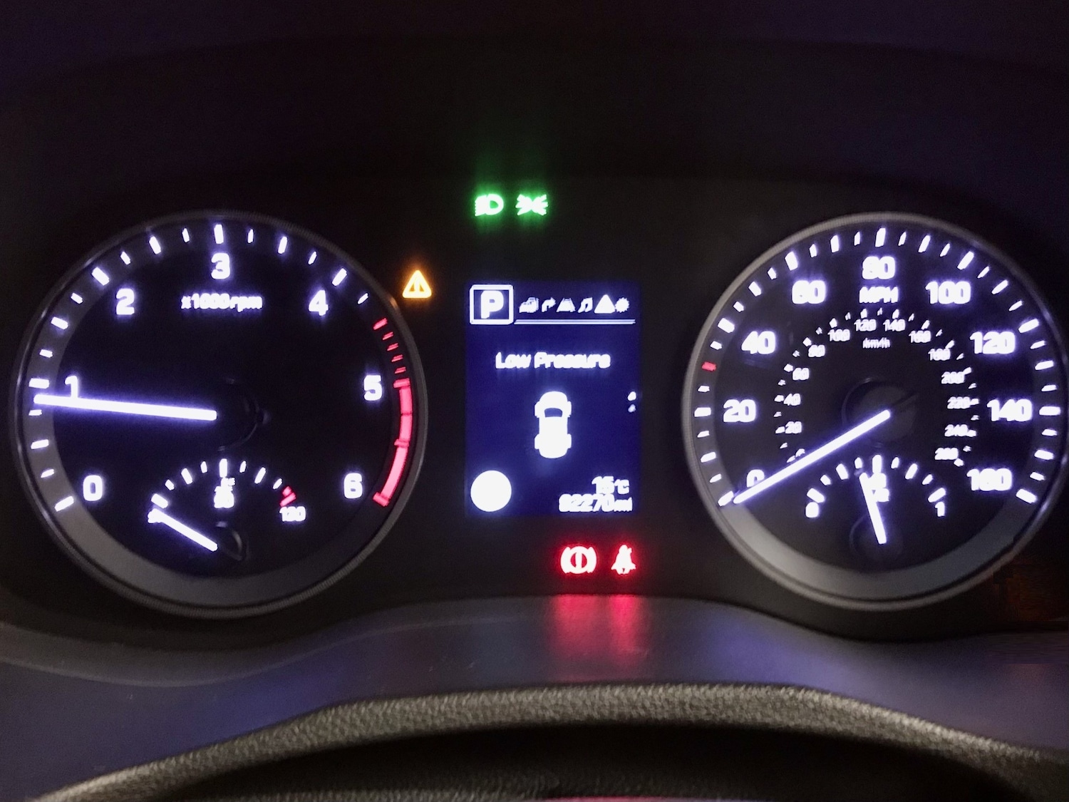 Used Hyundai TUCSON 2017 for sale - 76919908: Photo 9