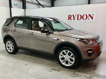 Used Land Rover Discovery Sport 2015 for sale - 75690501: Photo