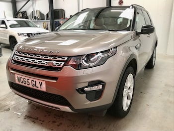 Used Land Rover Discovery Sport 2015 for sale - 75690501: Photo
