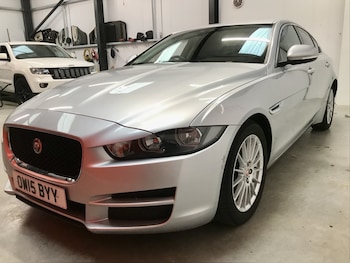Used Jaguar XE 2015 for sale - 76461912: Photo