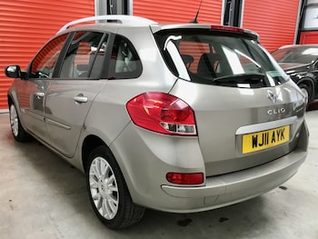 Used Renault Clio 2011 for sale - 76047680: Photo 3
