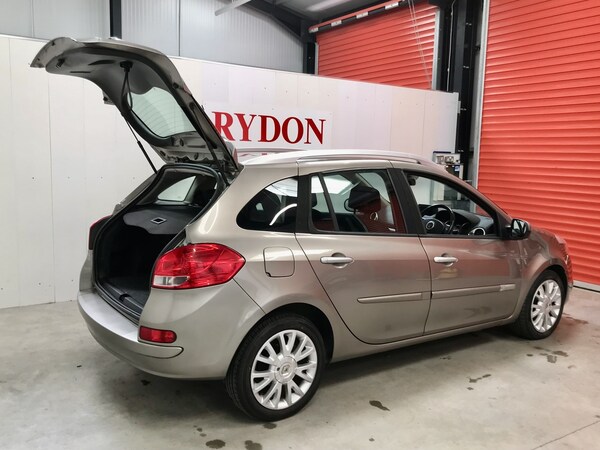 Used Renault Clio 2011 for sale - 76047680: Photo 4