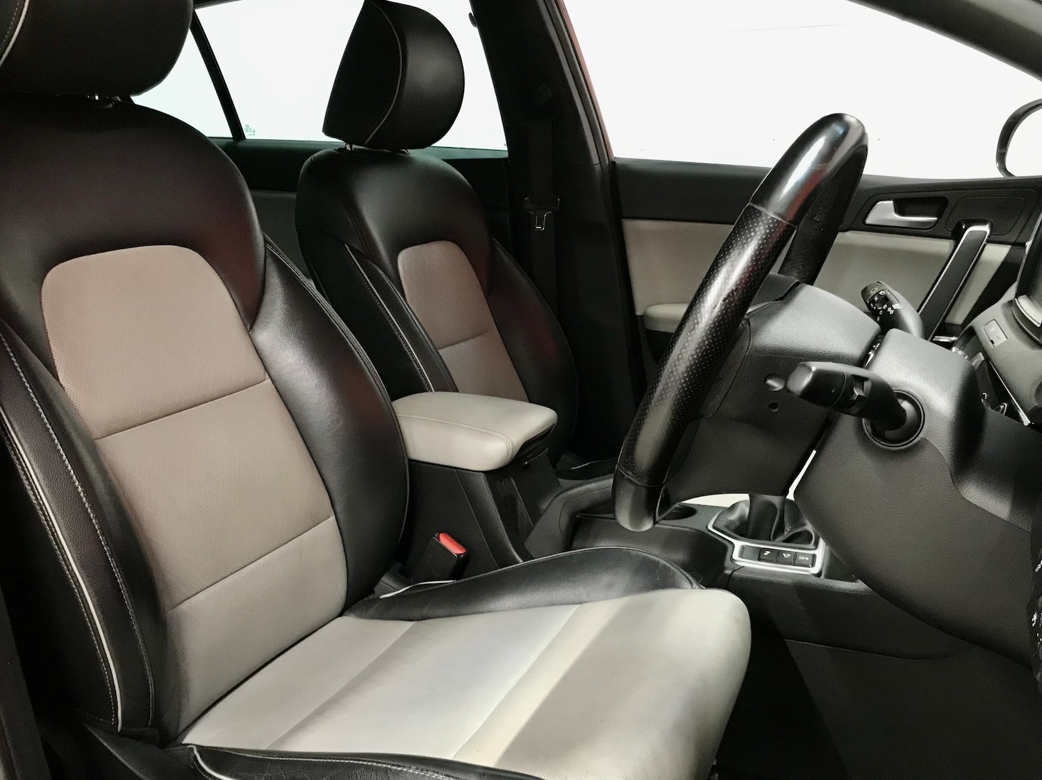 Used Kia Sportage 2016 for sale - 77025572: Photo 6