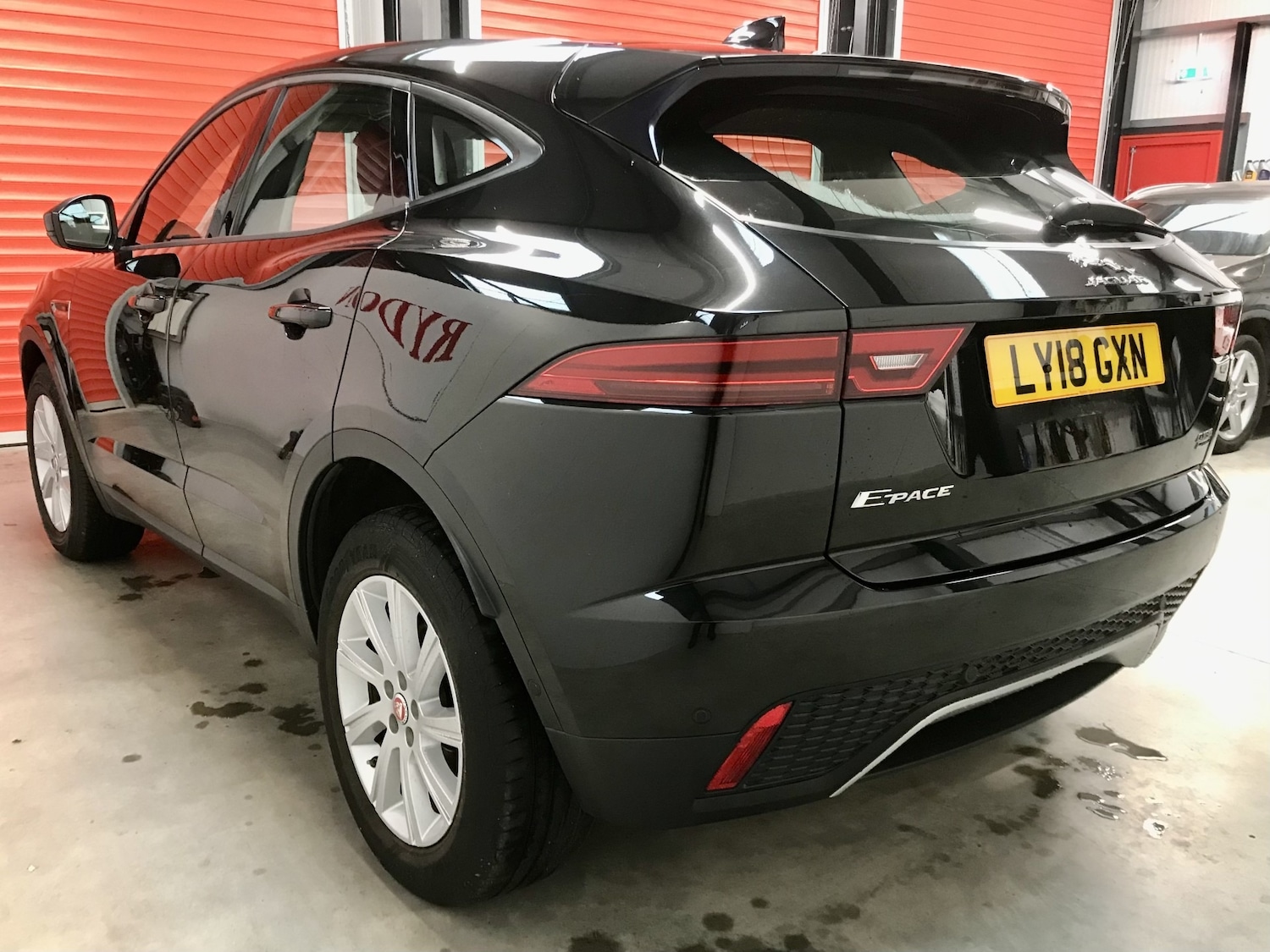 Used Jaguar E-Pace 2018 for sale - 76778338: Photo 3
