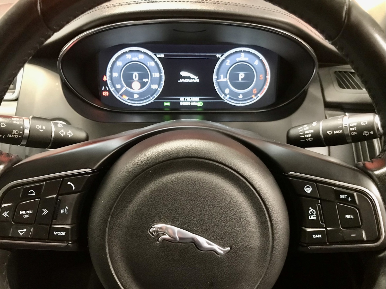 Used Jaguar E-Pace 2018 for sale - 76778338: Photo 8