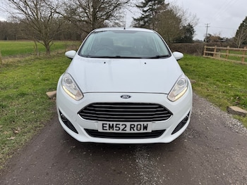 Used Ford Fiesta 2016 for sale - 77505973: Photo