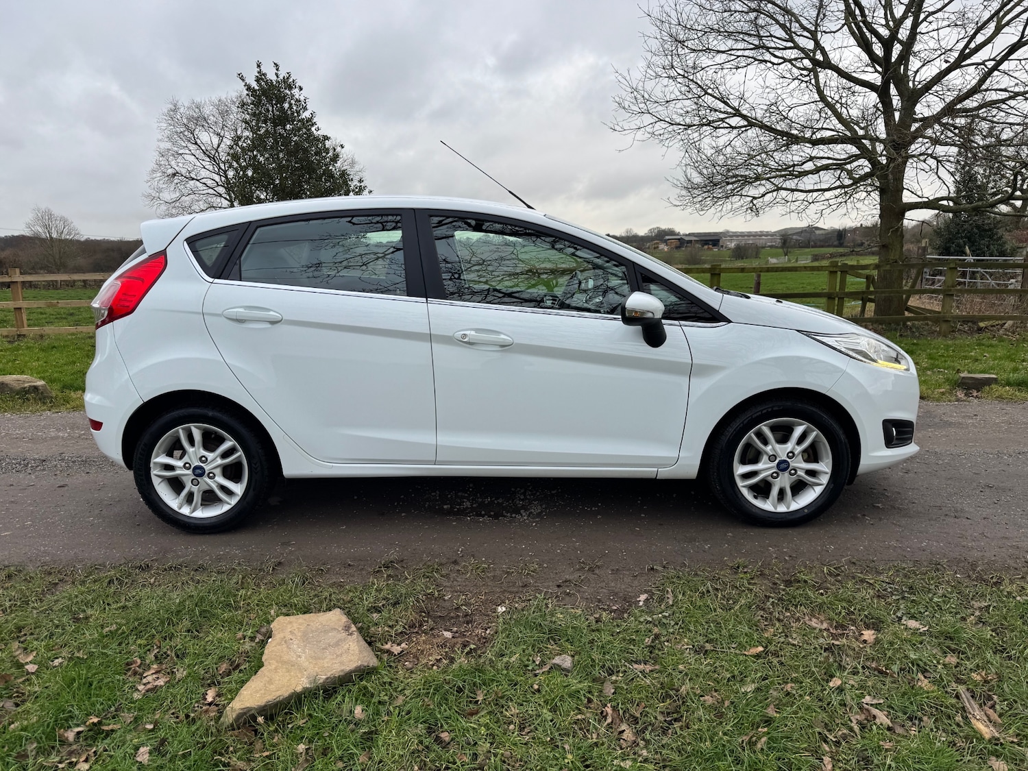 Used Ford Fiesta 2016 for sale - 77505973: Photo 6