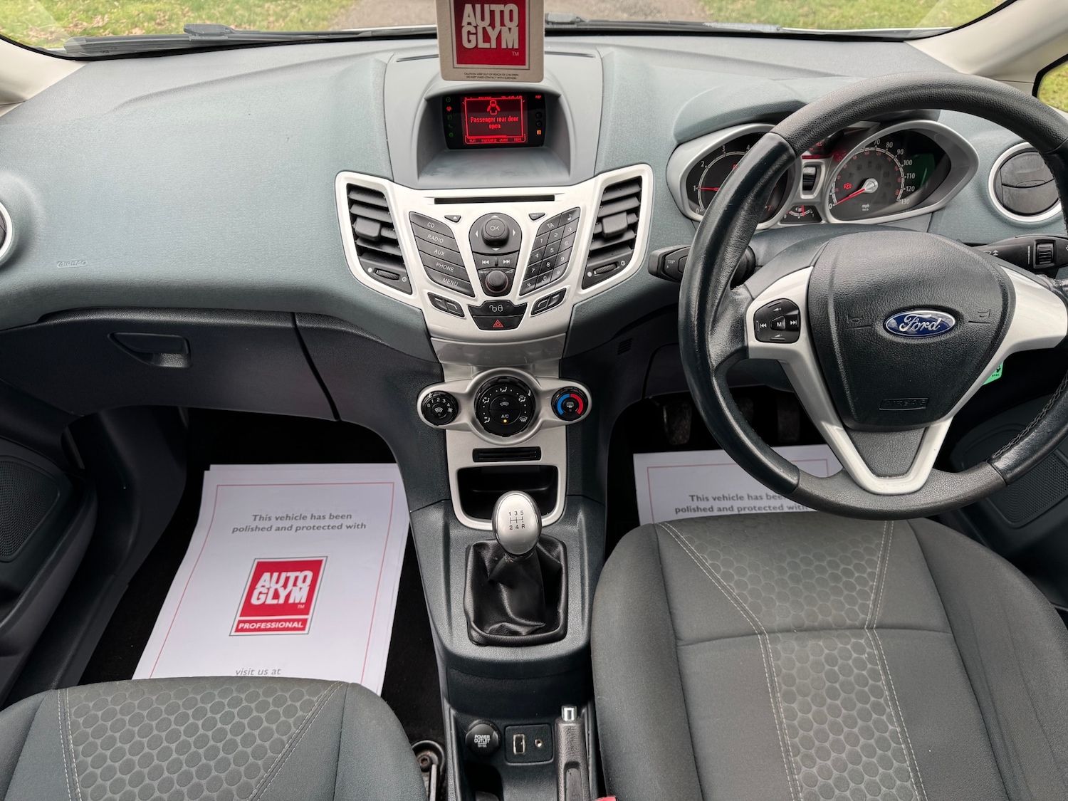 Used Ford Fiesta 2010 for sale - 77505636: Photo 12