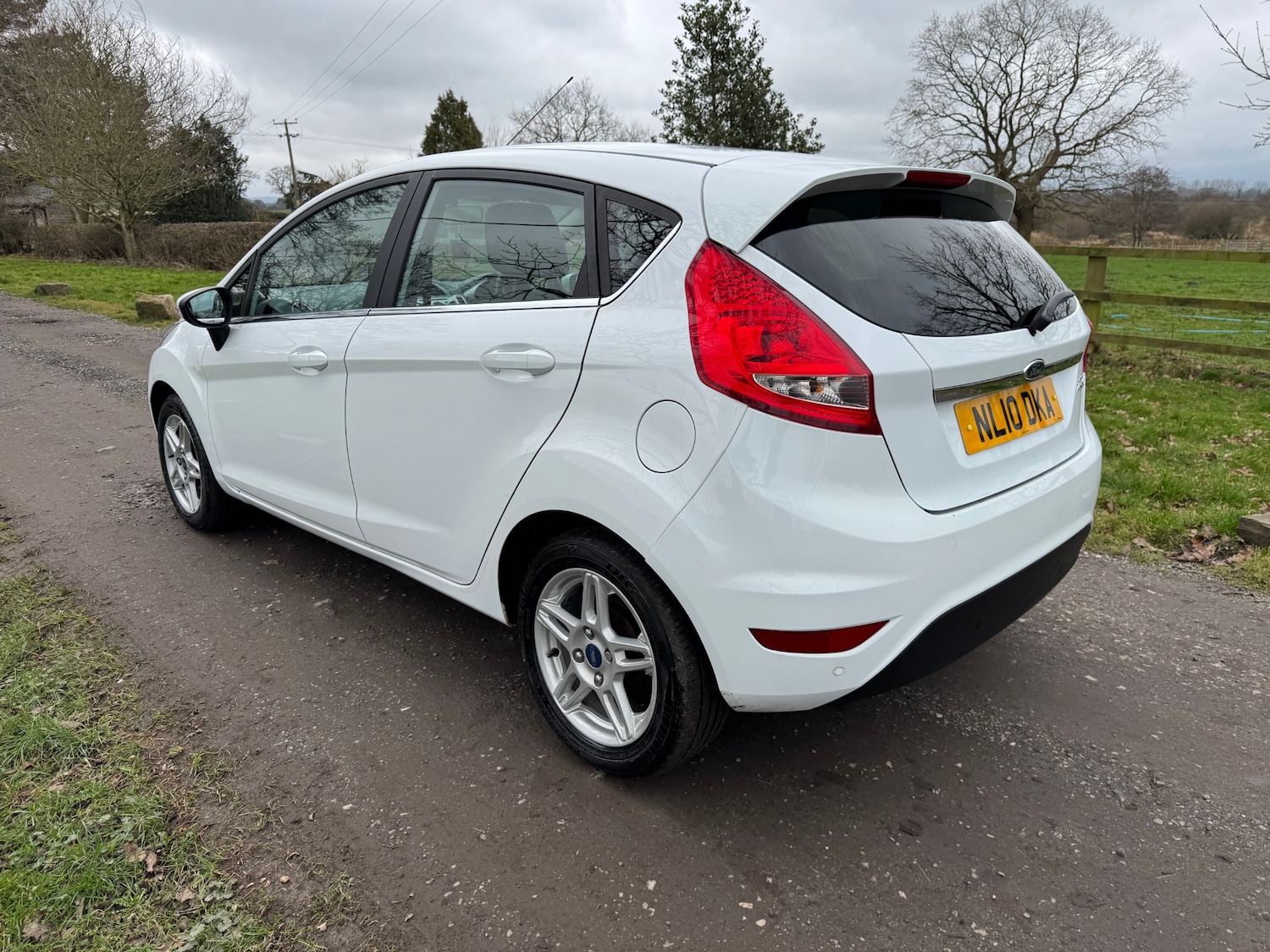Used Ford Fiesta 2010 for sale - 77505636: Photo 16