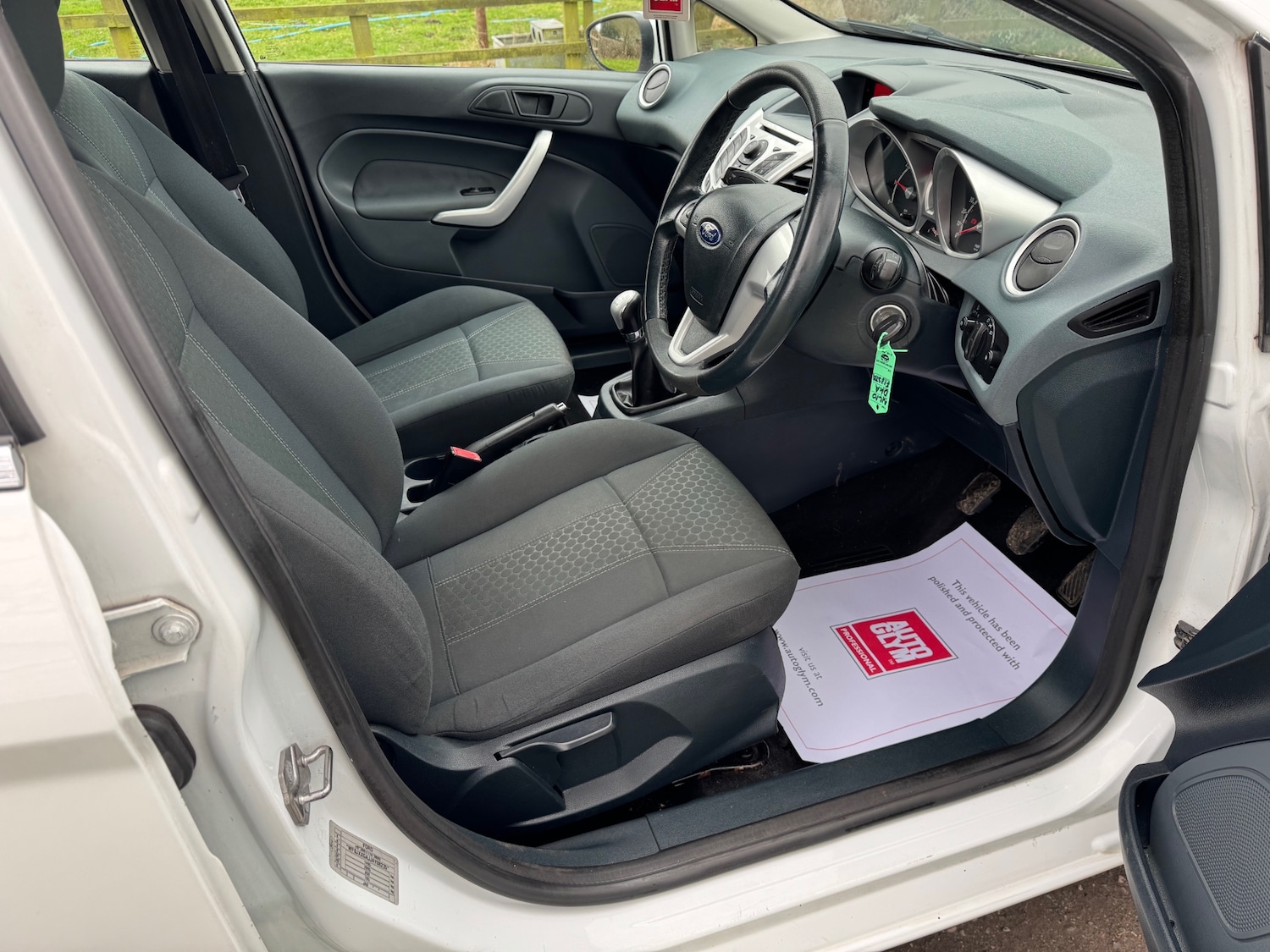 Used Ford Fiesta 2010 for sale - 77505636: Photo 7