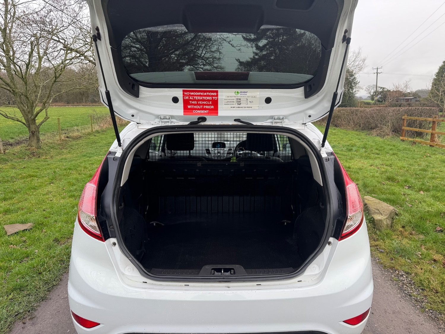 Used Ford Fiesta 2014 for sale - 77690708: Photo 15