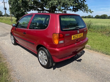 Used Volkswagen Polo 1997 for sale - 78971363: Photo