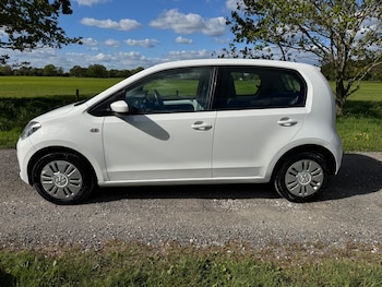 Used Volkswagen up! 2015 for sale - 78603528: Photo
