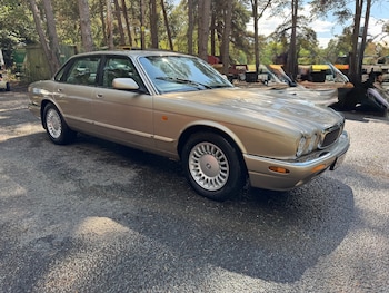 Used Jaguar XJ 1998 for sale - 75846842: Photo