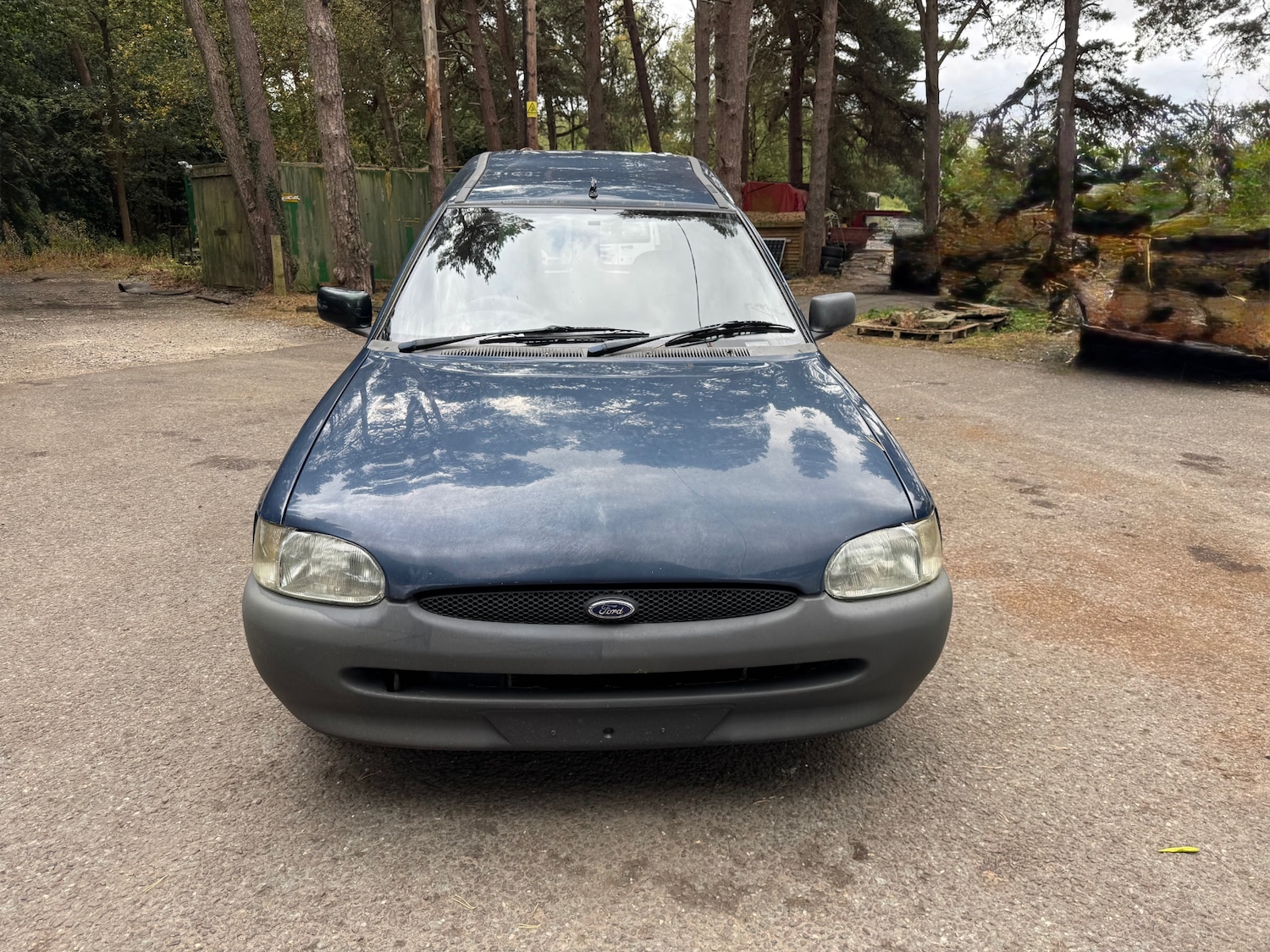 Used Ford Escort 2001 for sale - 75846974: Photo 8