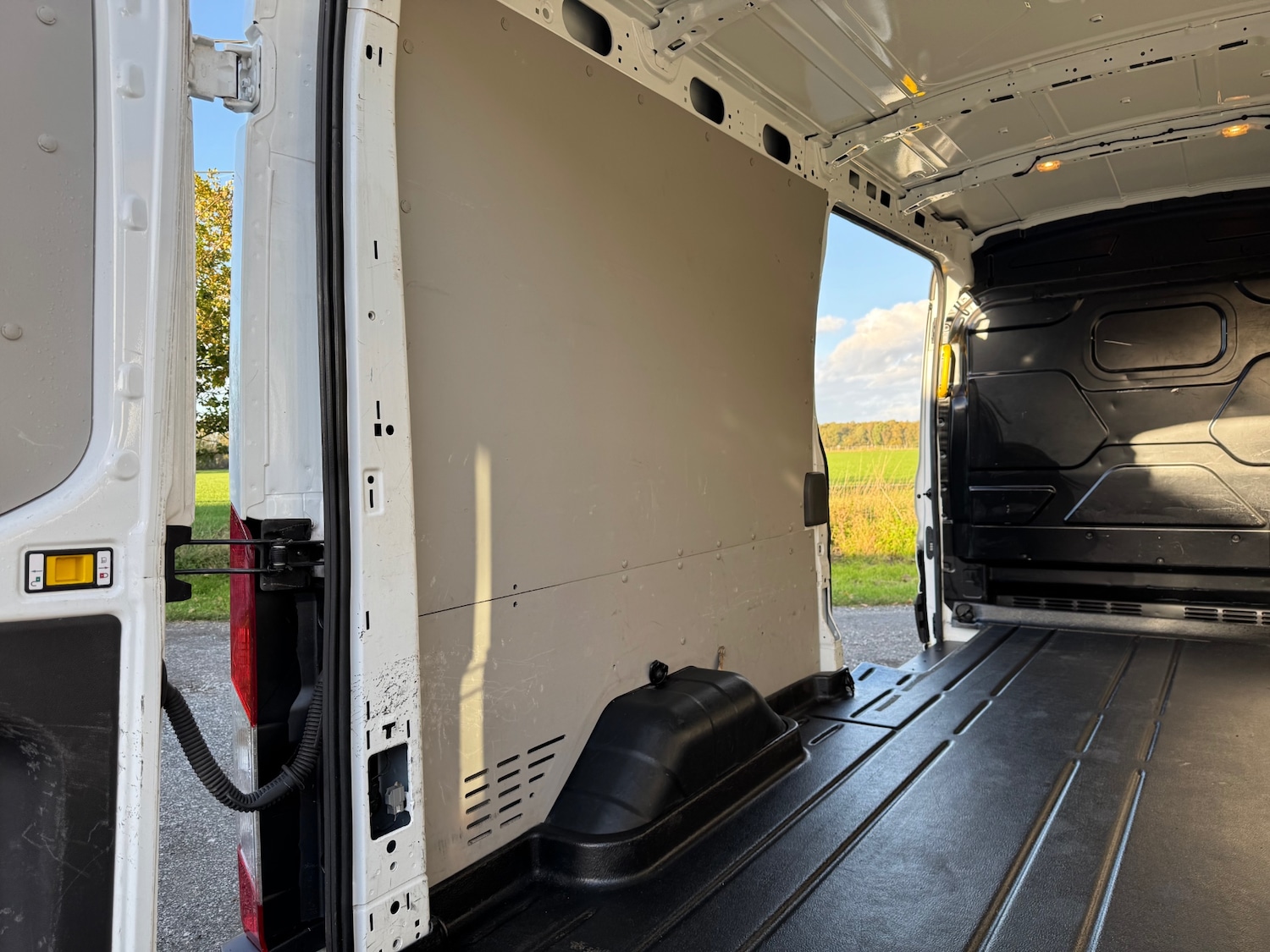 Used Ford Transit 2020 for sale - 76426490: Photo 23