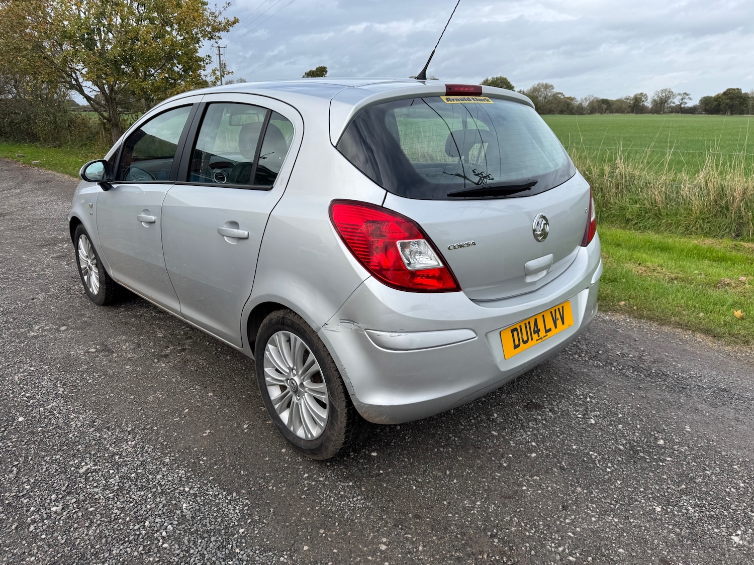 Used Vauxhall Corsa 2014 for sale - 76426497: Photo 3