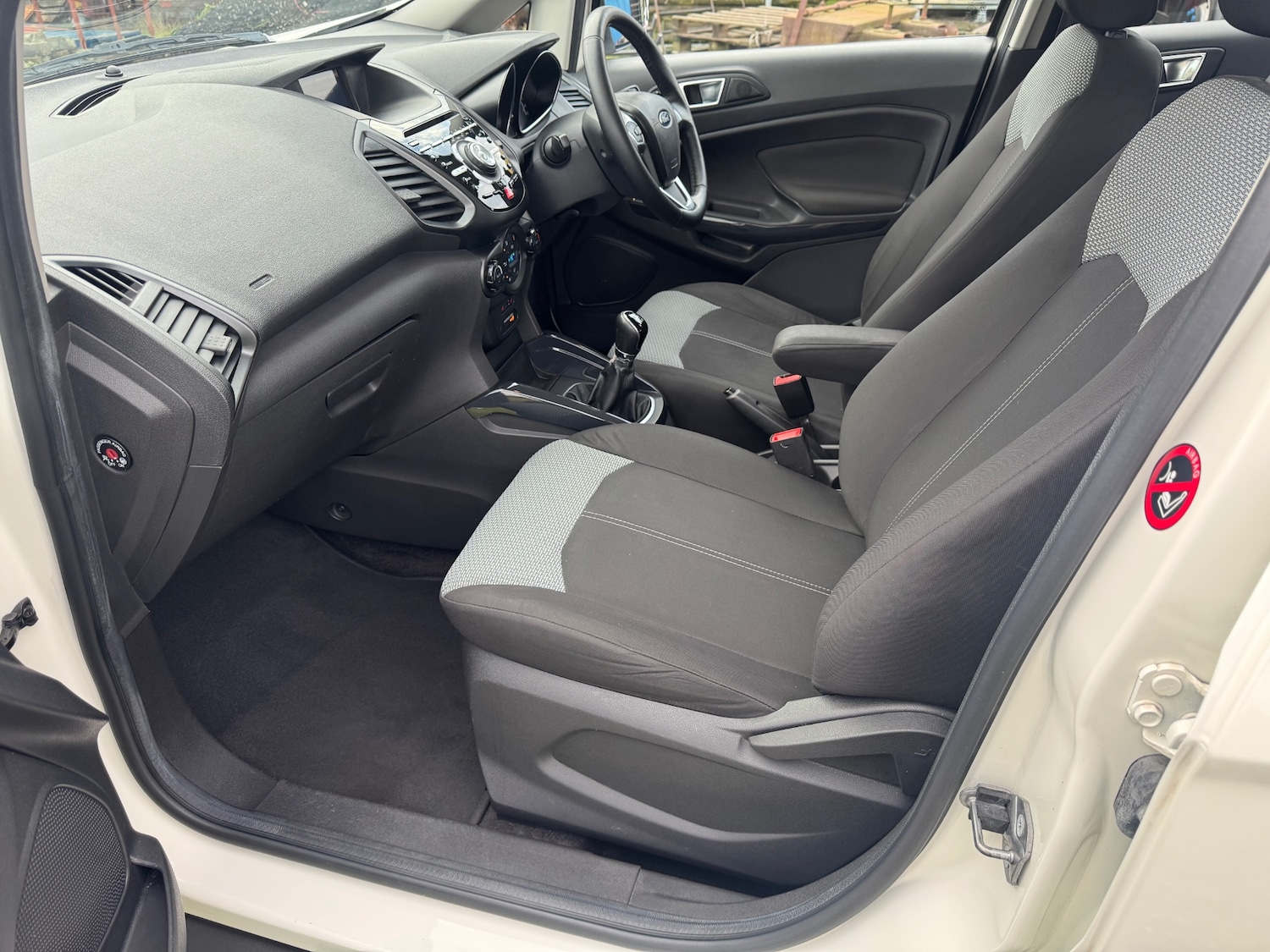 Used Ford Ecosport 2016 for sale - 76352725: Photo 12